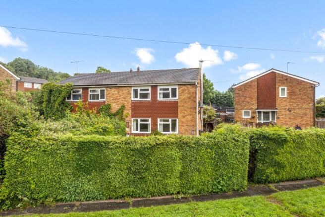 3 bed property, in Forest Dene, £300,000