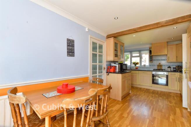 3 bed property, in Wyphurst Road, £450,000