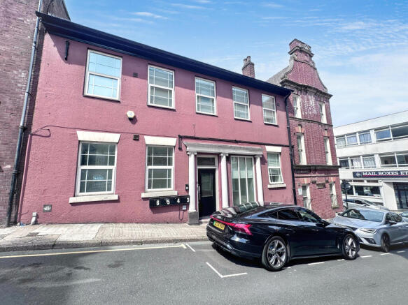 2 bed property, in Apartment 4, £55,000