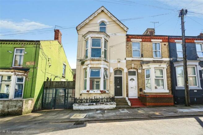5 bed property, in Castlewood Road, £190,000