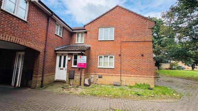 3 bed property, in Bader Close, £180,000