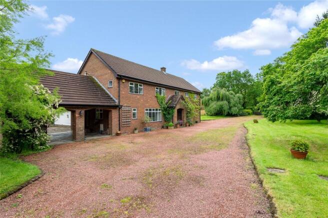 4 bed property, in 1 Sandy Lane, £780,000