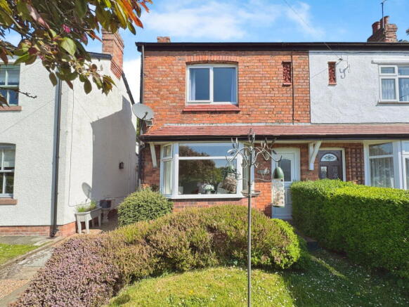 3 bed property, in Dingle Lane, £250,000