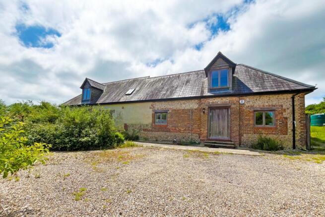 3 bed property, in Milton Abbas, £535,000