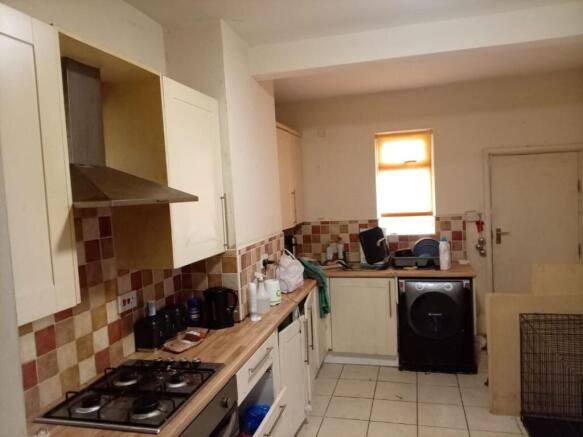 4 bed property, in 44 Bishop Road, £87,000