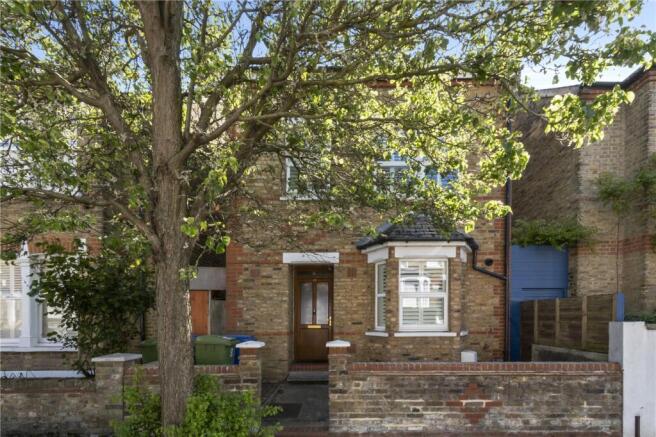 3 bed property, in Rodwell Road, £1,050,000