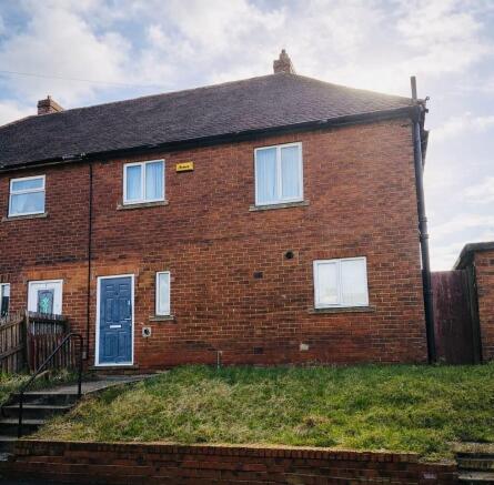 3 bed property, in Fourth Avenue, £150,000