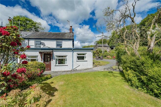 2 bed property, in 2 Bark House, £280,000