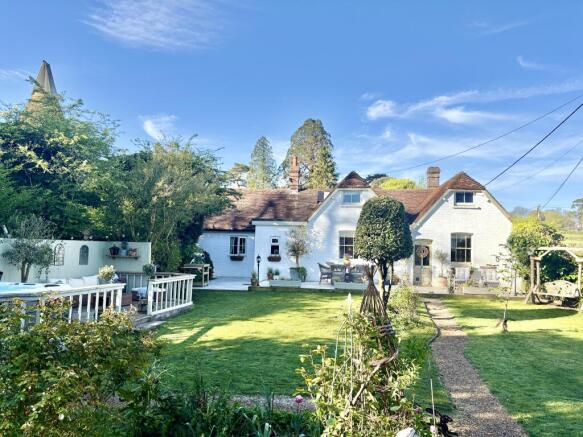 3 bed property, in Swife Lane, £800,000
