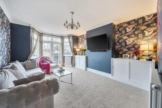 3 bed property, in Ferris Avenue, £600,000