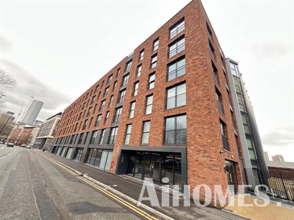 1 bed property, in A75920MCT, £182,000