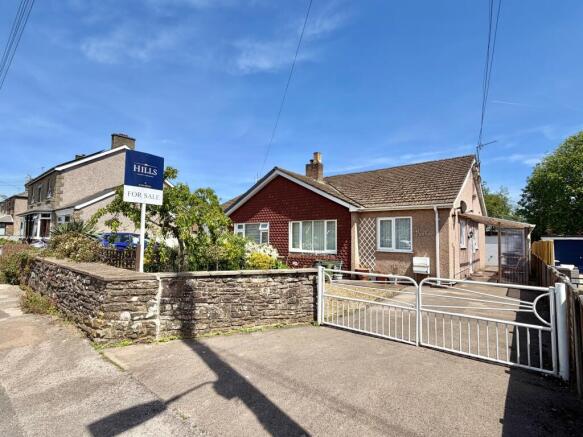 2 bed property, in Raintree, £250,000