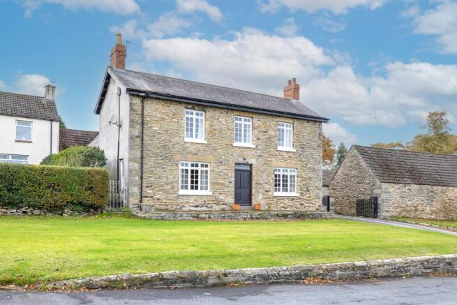 3 bed property, in Brandon Lane, £750,000