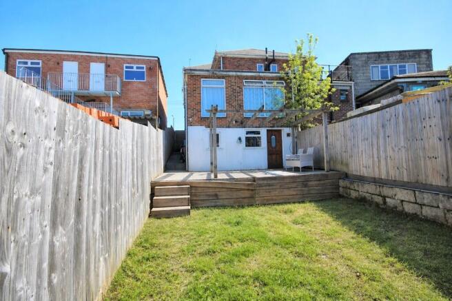 3 bed property, in Ringwood Road, £210,000