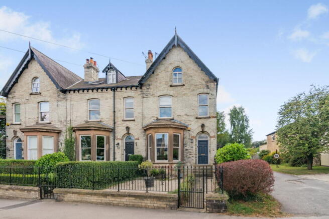 4 bed property, in Boston Spa, £899,950