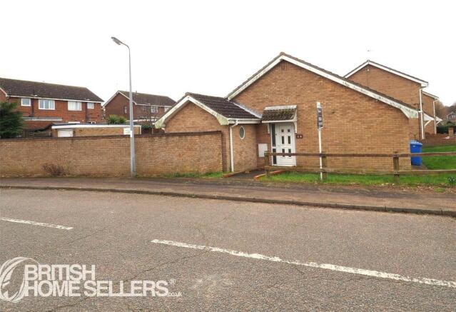 3 bed property, in Fishermans Way, £240,000