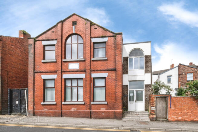 8 bed property, in Borough Road, £345,000