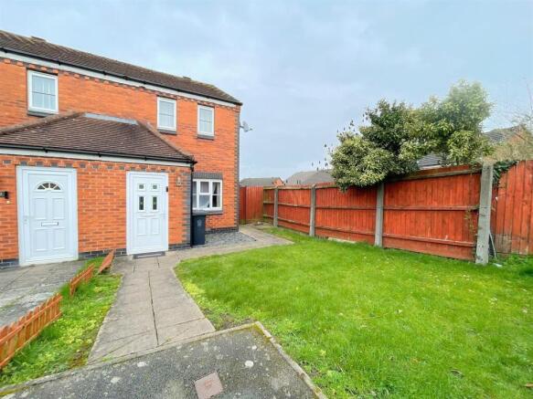 2 bed property, in Burdock Close, £210,000