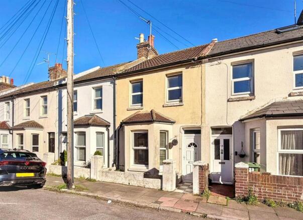 3 bed property, in Beltring Road, £230,000