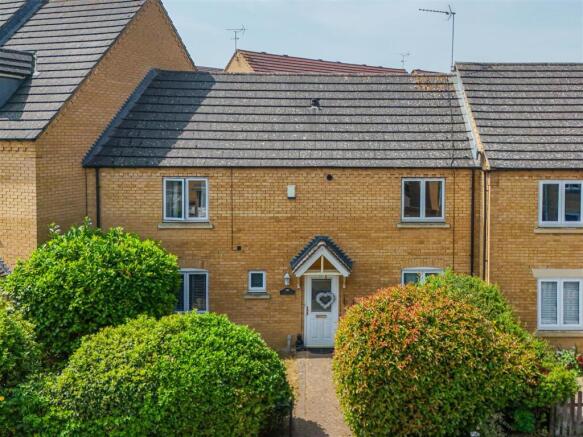 3 bed property, in School Lane, £250,000
