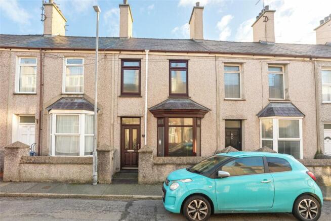 3 bed property, in Roland Street, £98,000