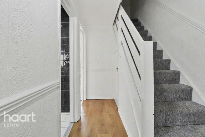 3 bed property, in Hibbert Street, £315,000
