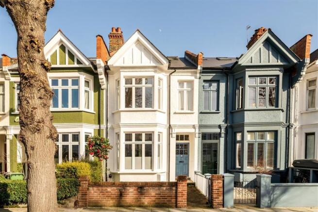 5 bed property, in Sedgeford Road, £1,450,000