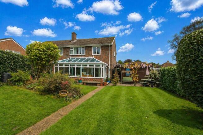 3 bed property, in Northey Avenue, £700,000