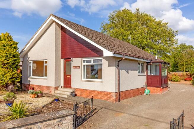 4 bed property, in Oakbank Road, £265,000