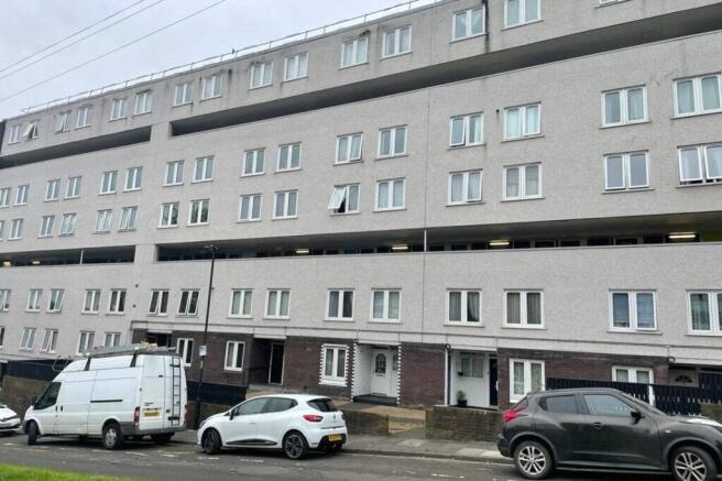 1 bed property, in Mather Road, £19,995