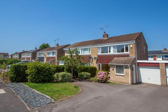 3 bed property, in Sibland Way, £350,000