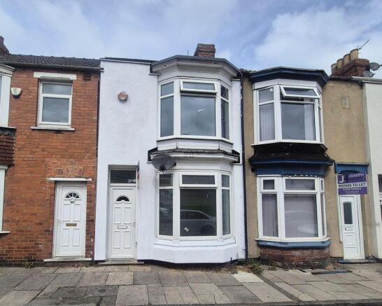 2 bed property, in Outram Street, £80,000