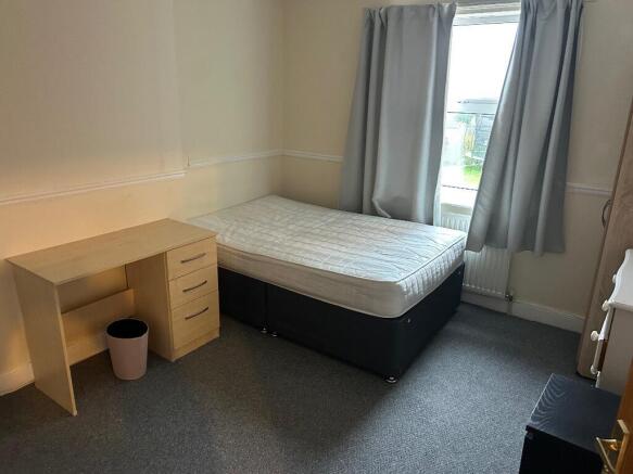 4 bed property, in Leamington Spa CV32, £425,000
