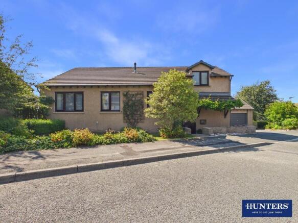 4 bed property, in Collin Hill, £500,000