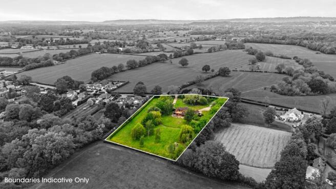 5 bed property, in Ref: GK - Lodge Lane, £1,500,000