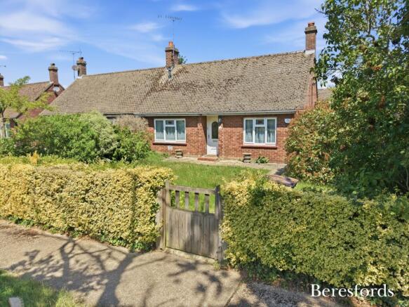 2 bed property, in Back Lane, £450,000