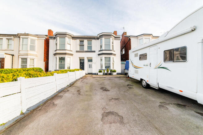 Land, in 8 Bath Street, £350,000