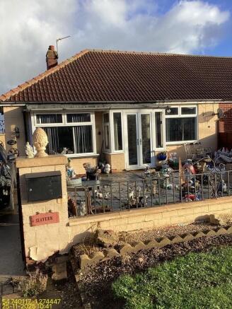 3 bed property, in Coast Road, £115,000