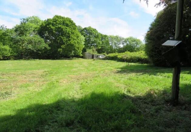 Land, in Linford, £200,000