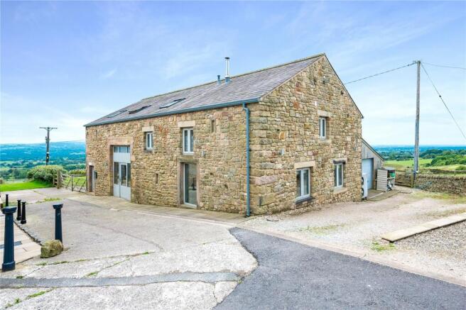 4 bed property, in Higher Road, £825,000
