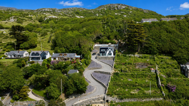 4 bed property, in Llanaber Road, £639,000