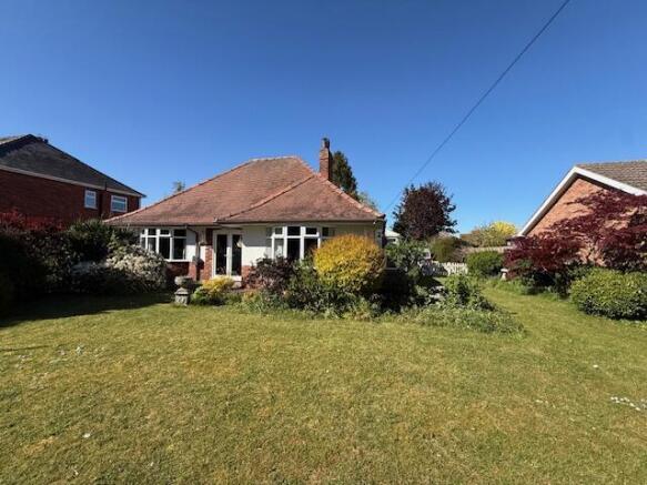 3 bed property, in Lincoln Road, £425,000