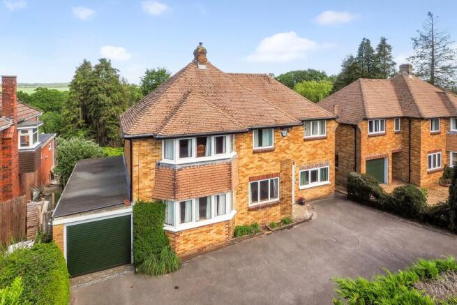 4 bed property, in KILN ROAD, £635,000