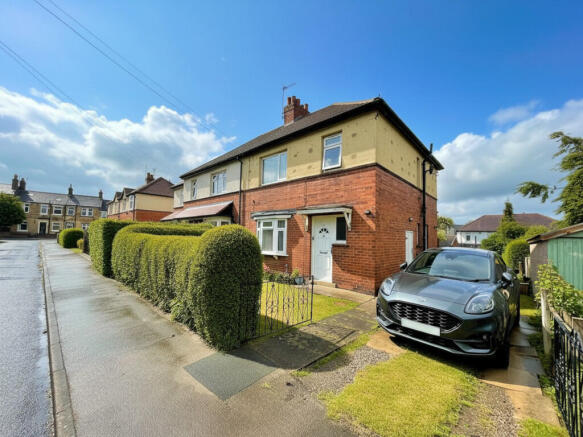 3 bed property, in Belle Vue Drive, £250,000