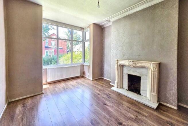 4 bed property, in Birch Lane, £335,000