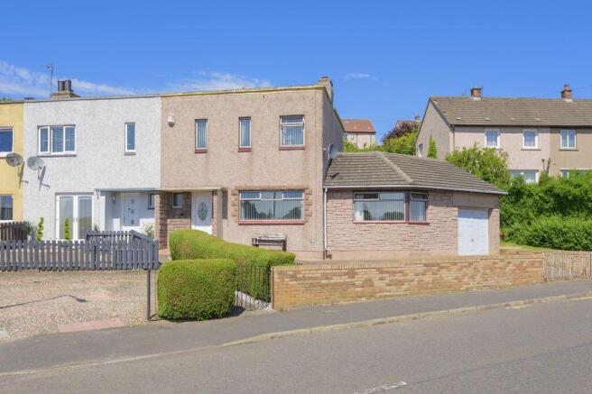 3 bed property, in 84 Wedderburn Street, £125,000