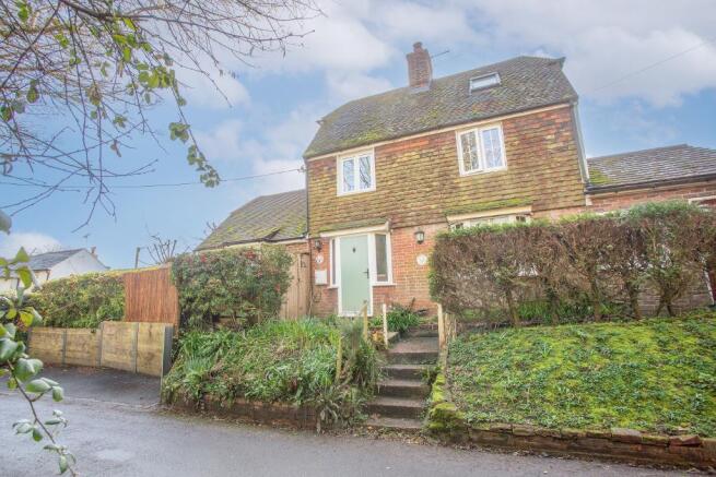 2 bed property, in Rosehill Cottages, £375,000