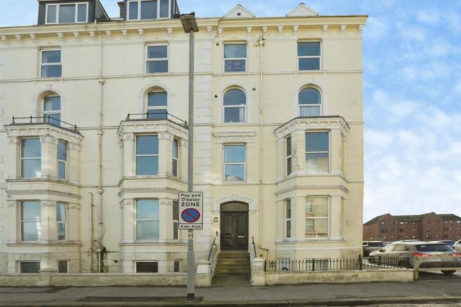 1 bed property, in Carlisle Road, £65,000