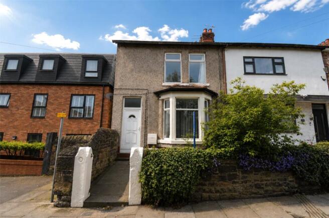 3 bed property, in Magazine Lane, £180,000