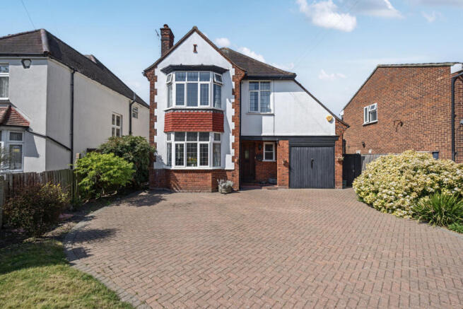 4 bed property, in Church Road, £769,950